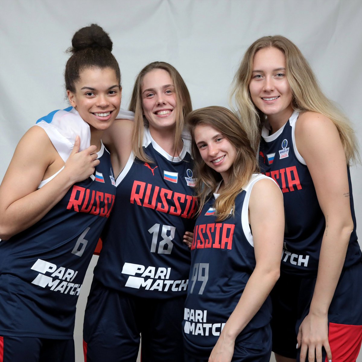 FIBAWWC's tweet photo. Yes, @russiabasket 🇷🇺 know how to have a proper Media Day 😅📸 

They will make their debut tomorrow in Santo Domingo against Belgium!

#FIBAWWC https://t.co/1mMdEDGnP5