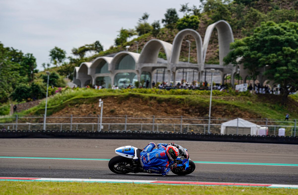 Alex Rins tweet media