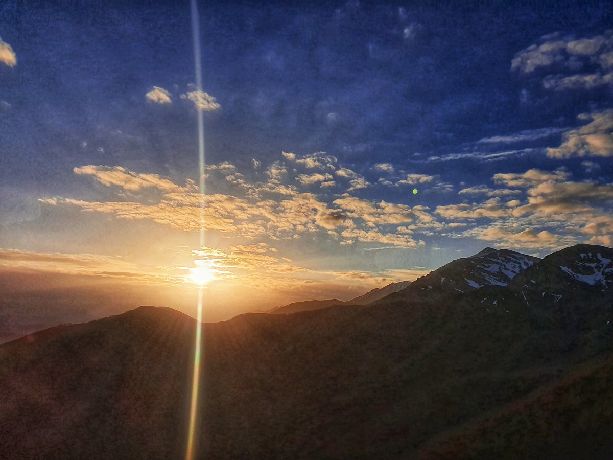David_GPuerta's tweet photo. @SamsungEspana Buenas amigos de #Samsung
Me gustaría saber si el #GalaxyS22Ultra saca fotos como estas  del #note10plusphotography?
Y otra pregunta, habrá modelo nuevo del note?
Un saludo, buen fin de semana. https://t.co/NauFsJNpdB