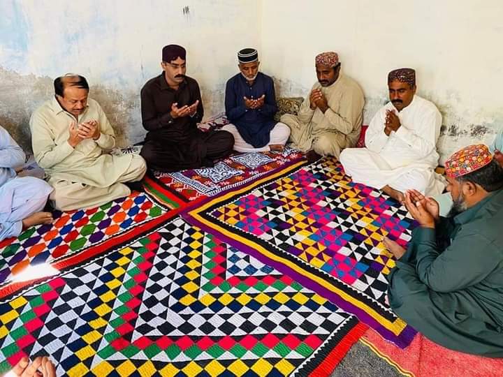 ARSolangi12's tweet photo. Today 12.02.2022
#Mr #Bilal #Khan #Shoro #sb,Young Brother Of Minister Irrigation Sindh, MPA PS62 HYD Mr Jam Khan Shoro sb, Offered Condolences Mr Muhammad Sadeeq Solangi on Sad Demise of his Father at Village AllahRakhyu Solangi UC Barham PS.62 HYD https://t.co/nciPJe7o42