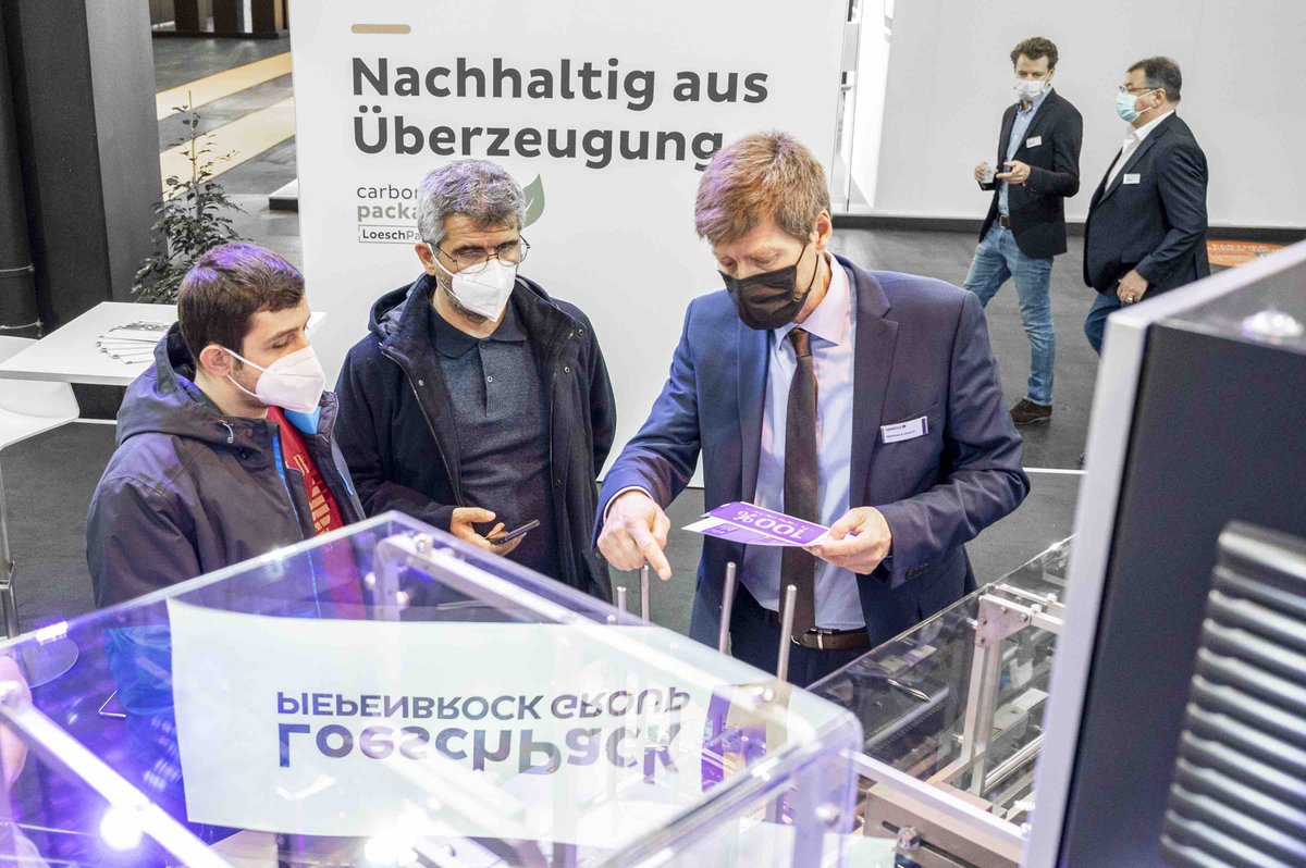 confectionprod's tweet photo. Exclusive video: Confectionery Production goes behind the scenes at this year's ProSweets event, and interviews @TheePac @BCH_Ltd @BakerPerkins #MacIntyre #Lareka #LoeschPack #GR Confectionery #ProSweets2022 #Cologne #Germany #confectionery #equipment....https://t.co/oaIwXuP620 https://t.co/kUs4hhwAiP