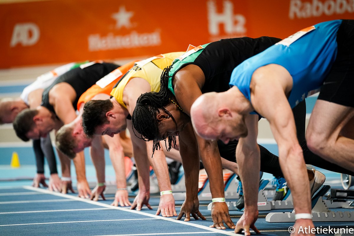 Atletiekunie's tweet photo. #SamenSterker 😍

De eerste medailles zijn verdeeld bij de NK masters 🏆!

📸 @schilderman 
#NKindoor #NKmasters #NKmeerkamp https://t.co/vHTYnOvDNV