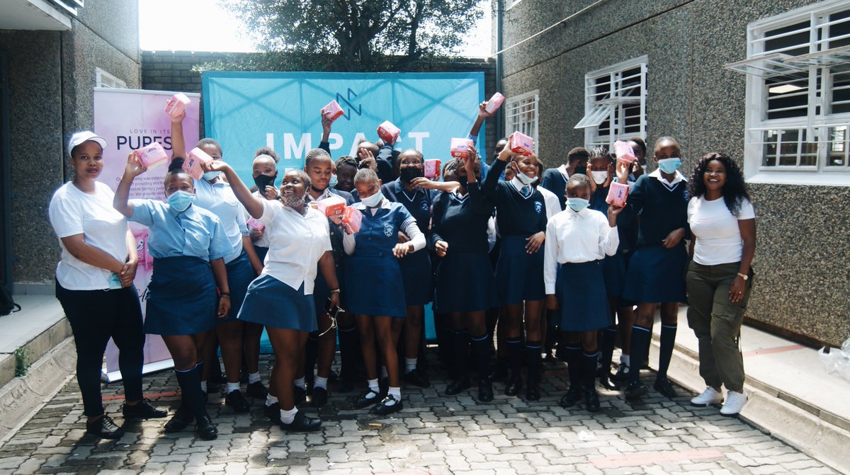 AmoreComfy's tweet photo. Through our collaboration with @ns_impact foundation, young ladies from Alexander high school received sanitary towels 💕 #teamfreesanitarypads #caringforgirls #sanitarypads #supportingthegirlchild #Amorecares #periodmovement #keepinggirlsinschool #onepadatatime https://t.co/2uLAyBOfvk