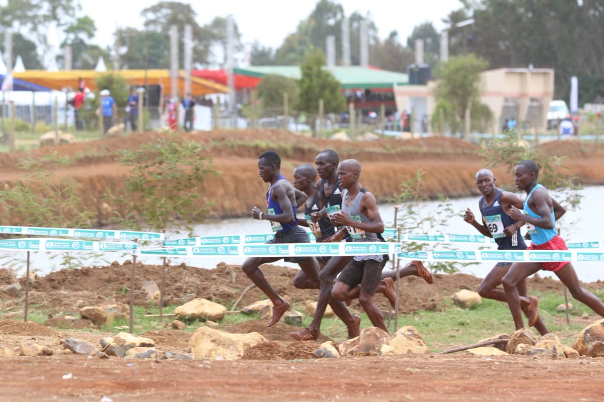 ATCrossCountry's tweet photo. 8KM U20 MEN Results:

1. CHIRCHIR Shadrack  23:55

2. RONO Gideon 24:02

3. KIPKIRUI Dennis 24:10

#atcrosscountrytour https://t.co/jzYoErAseS