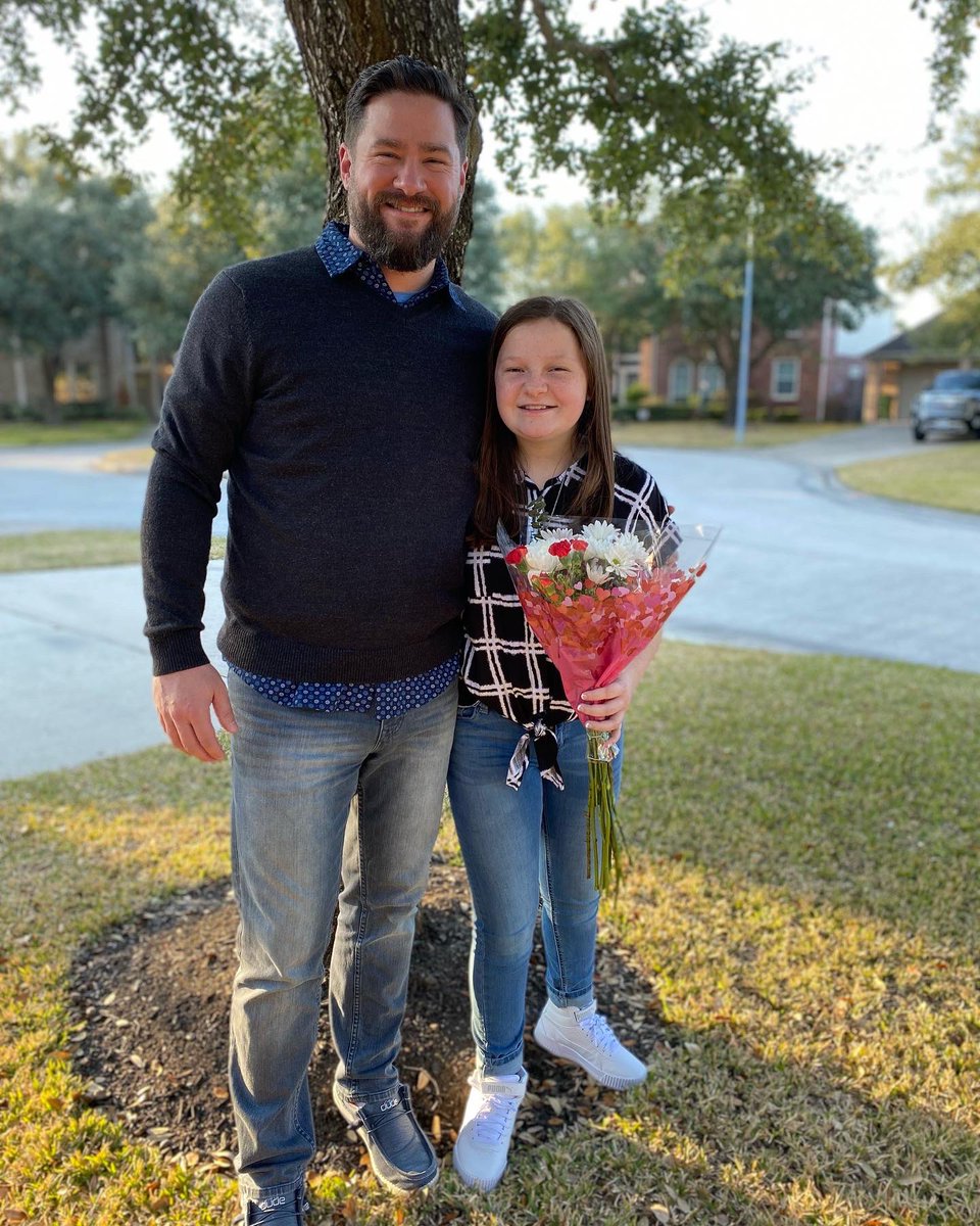 keabshire's tweet photo. Daddy/daughter date 2022 #lifeintheshire #queen @aliasbdi https://t.co/YwNlUlH12g