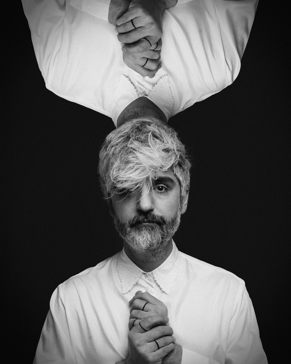 Manuş Baba ( <a href="/manusbaba/">manuş baba</a> ) ile yeni sezon projesi için özel #portre #fotoğraf çekimi gerçekleştirdik.
.
#manuşbaba