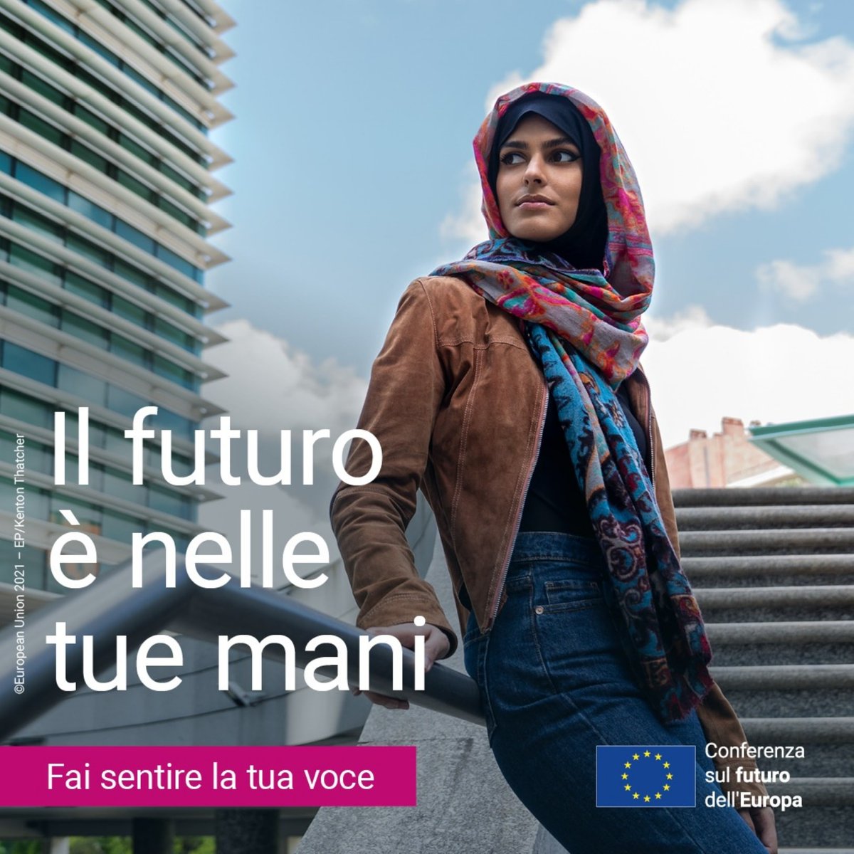 matteosalvinimi's tweet photo. Il velo islamico come futuro dell’Europa nei manifesti della Commissione Europea?
No grazie, noi preferiamo libertà e diritti. https://t.co/1HiLc8PL4d