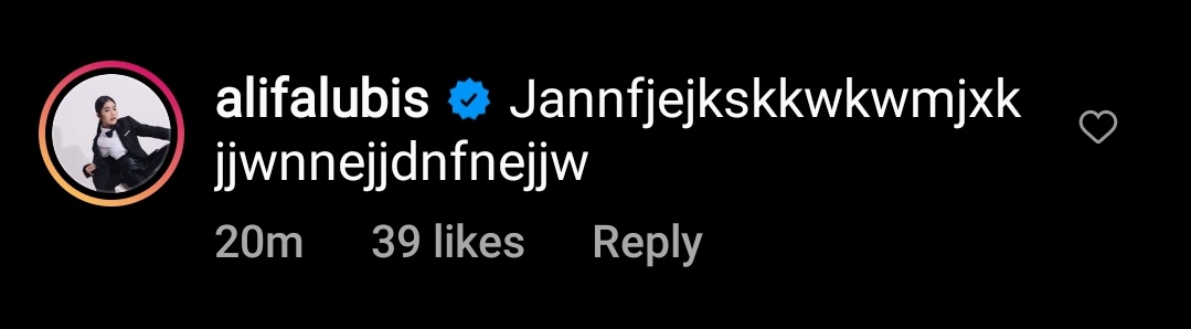 Indonesian actor Alifa Lubis commented on Rosé's latest post