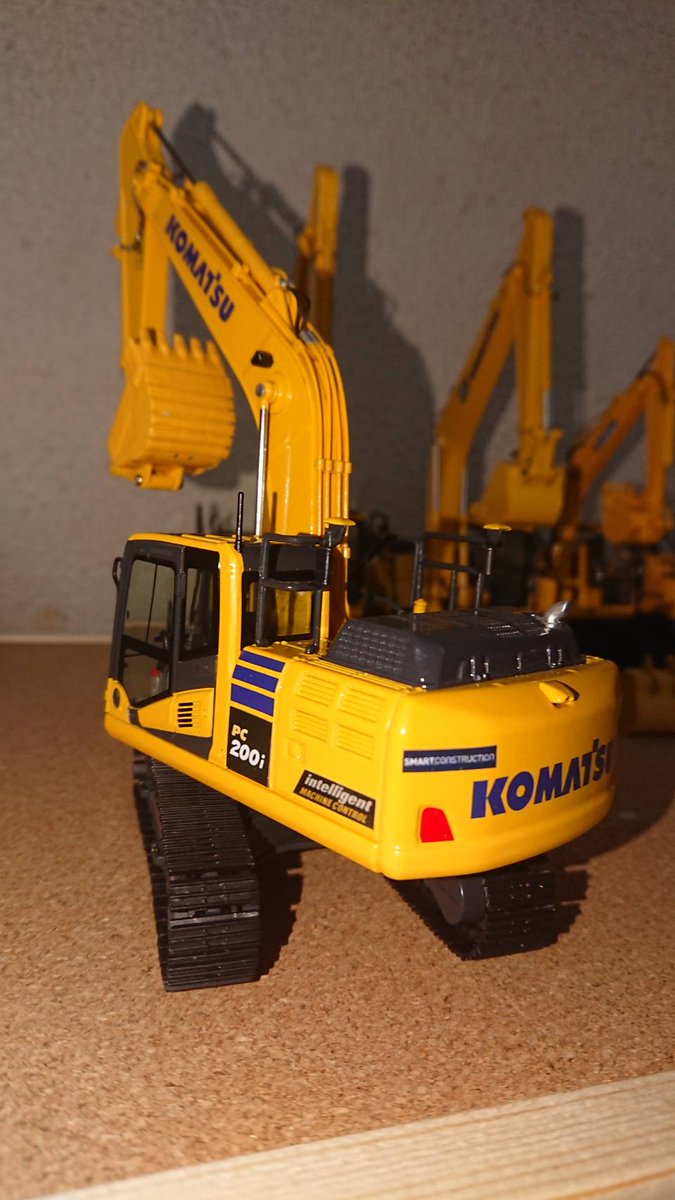コマツ PC200i-11 ミニチュア | www.fortischennai.com