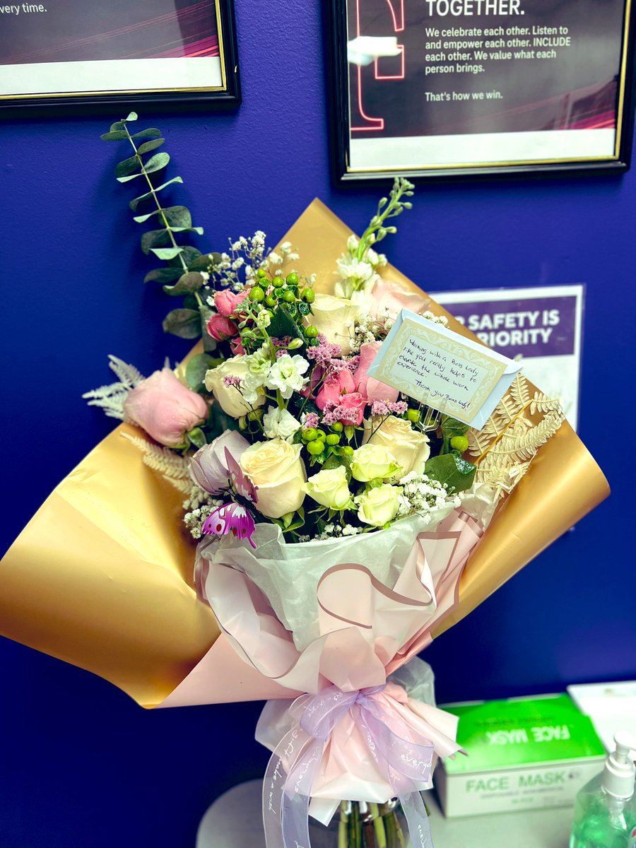 What a lovely surprise from my RAM!Sometimes you don’t know the impact you have in others because you think you just doing your job. This really made my day!😊💯 #leadingtoinspire #WeWontStop <a href="/MetroByTMobile/">Metro by T-Mobile</a> <a href="/TMobile/">T-Mobile</a>