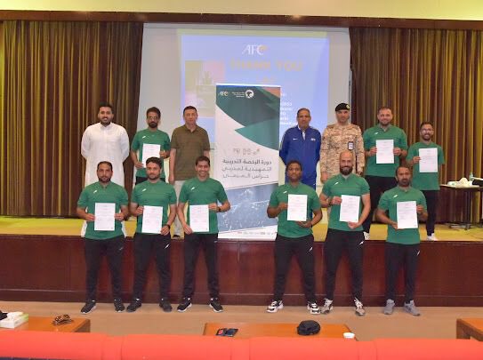 jassim10's tweet photo. ختام دورة الرخصة السعودية التمهيدية لمدربي حراس المرمى، وأهنئ جميع الدارسين الذين حضرو وشكر خاص ل نادي الحرس الوطني بالقطاع الشرقي على كل ماقدموه لنا لانجاح هذه الدورة والشكر موصول للجنة الفنية بالاتحاد السعودي لتطوير المدربين بشتى تخصصاتهم🌹 https://t.co/5YcZ3BBFBl