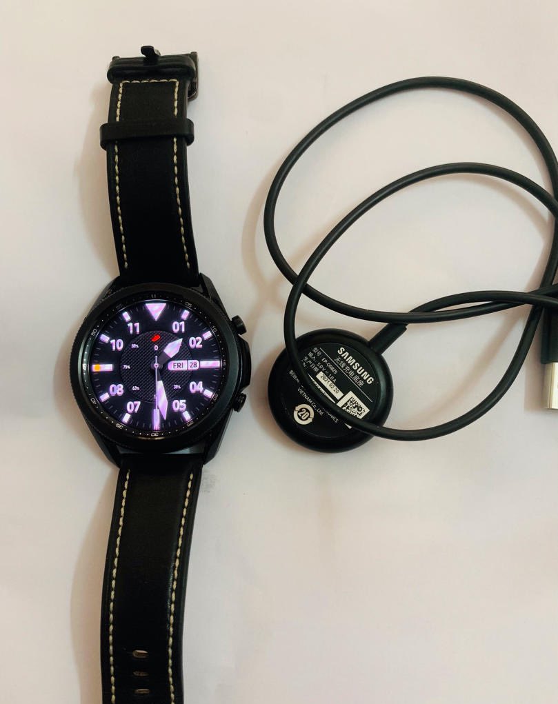 2ndHandStreet's tweet photo. Samsung Galaxy Watch 3 series (used)

45mm 
GPS 

Small money 😁 enter dm make price shock you 😂 https://t.co/BNFplaHdC8
