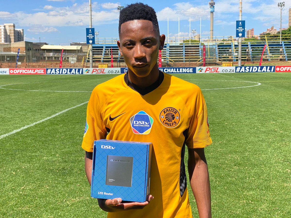 Congratulations to today's Man of the Match, Puso Dithejane!

#Amakhosi4Life