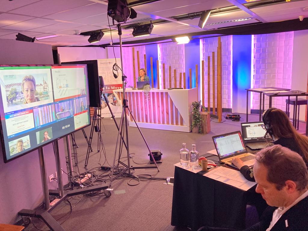 Transplantoux (@transplantoux) on Twitter photo Zeer graag doen we alvast een shout out naar @3hoog_meeting_events & het <a href="/kuleuven/">Sam Van Campenhout</a> congres bureau! Wat zouden we toch zijn zonder kun kennis & hulp 't organiseren van dit internationaal symposium?!
🙏🏼💯💻🎥👀🫀🫁💪🏼
#transplantoux #connectedforlife #timetomove #exerciceismedicine Zeer graag doen we alvast een shout out naar @3hoog_meeting_events & het <a href="/kuleuven/">Sam Van Campenhout</a> congres bureau! Wat zouden we toch zijn zonder kun kennis & hulp 't organiseren van dit internationaal symposium?!
🙏🏼💯💻🎥👀🫀🫁💪🏼
#transplantoux #connectedforlife #timetomove #exerciceismedicine