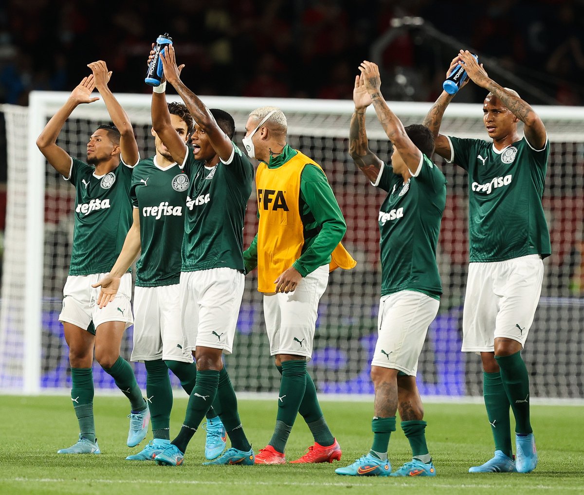 CBF_Futebol's tweet photo. Hoje é dia de MUNDIAL! 💚🌎 Boa sorte, @Palmeiras! 

📸 Fabio Menotti/SEP https://t.co/QHDWm7VVuf