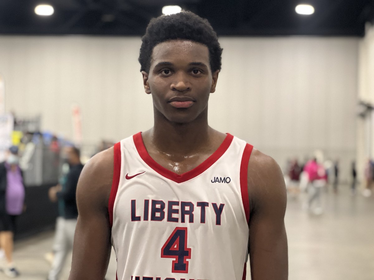 There are still a lot of unsigned seniors in North Carolina that can play at the Division I level. Take a look at these prospects. 

Story : hoopseen.com/north-carolina…