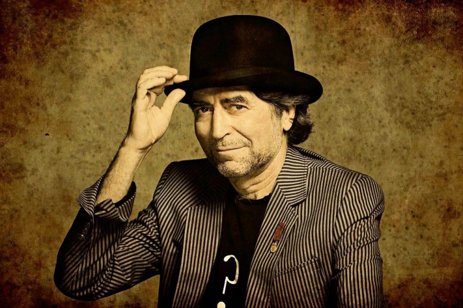 XaviRodriguez's tweet photo. Frente al Cabo de Poca Esperanza arrié mi bandera
Si me pierdo de vista, esperadme en la lista de espera
Heredé una botella de ron de un clochard moribundo
Olvidé la lección a la vuelta de un coma profundo...

Felices 73, maestro! No nos faltes nunca! #Sabina https://t.co/zSXARZ6zrR
