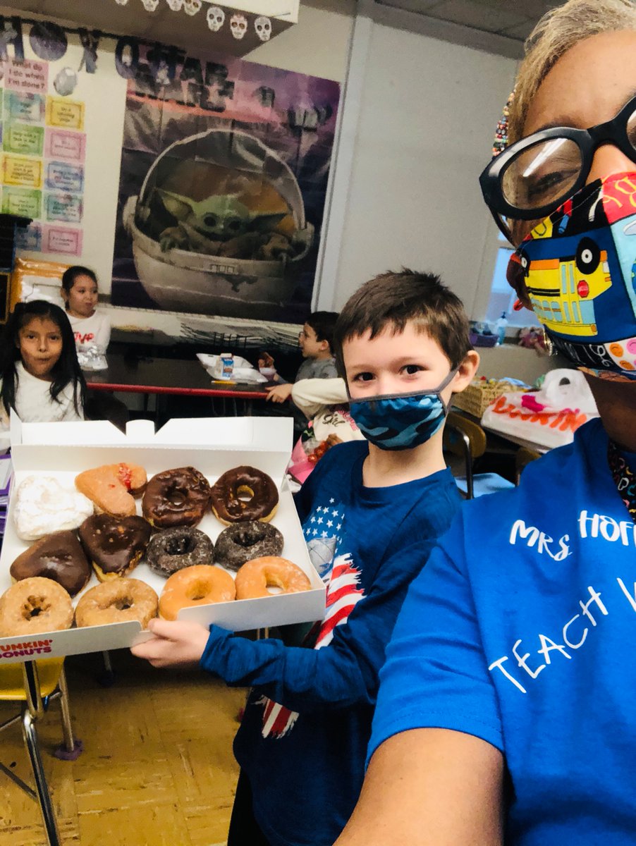 Twixandtween's tweet photo. Dolls and Donuts! Thank you students and parents for your hard work…donuts during Socratic Seminar! (Photo consent approved) #WHOwenES https://t.co/cn6Nf6uYQD