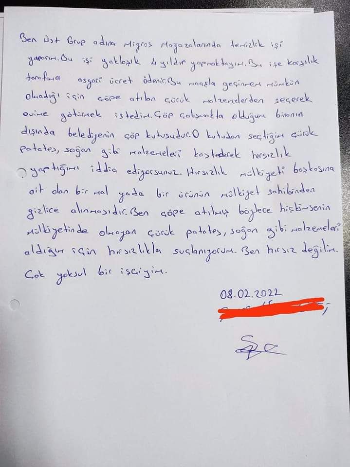 Marketin çöpünden sebze almış…
Hırsızlıkla suçlanmış…
Çürümüş düzenin kanunları sadece garibana uygulanıyor…
