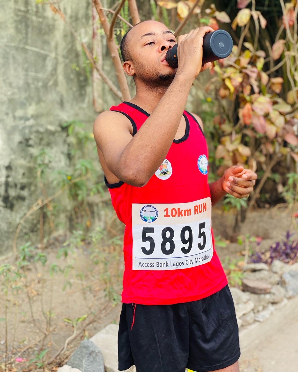 SOMYJASPER's tweet photo. #lagoscitymarathon2022 #accessbanklagoscitymarathon #neverstop #Marathon2022 https://t.co/qMMzm0kIJM