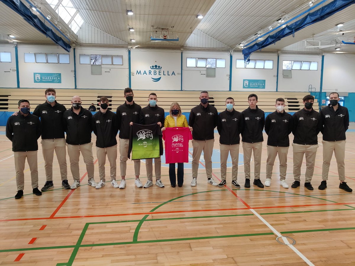 raul10_fans's tweet photo. 🏐PRIMERA NACIONAL🏐

Esta mañana la Alcaldesa del Ayuntamiento de Marbella @AngelesMunoz_ junto al Concejal de Deportes Manuel Cardeña nos han visitado en el Pabellón cubierto Antonino Serrano Lima, para apoyar la candidatura de organizar la fase de ascenso a Superliga 2. https://t.co/Kfi5tHbveH