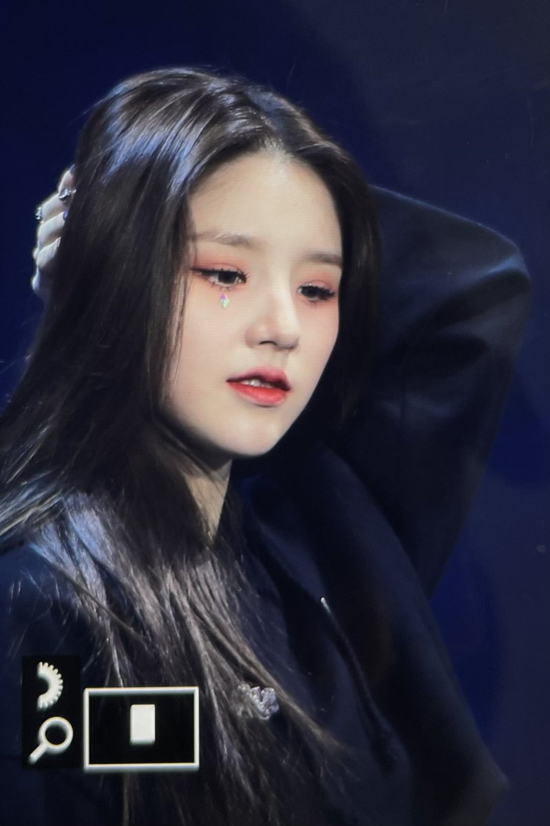 thelastdayhj's tweet photo. 220212 #이달의소녀 #LOONA #희진 #HeeJin https://t.co/aCN6sVqQLo