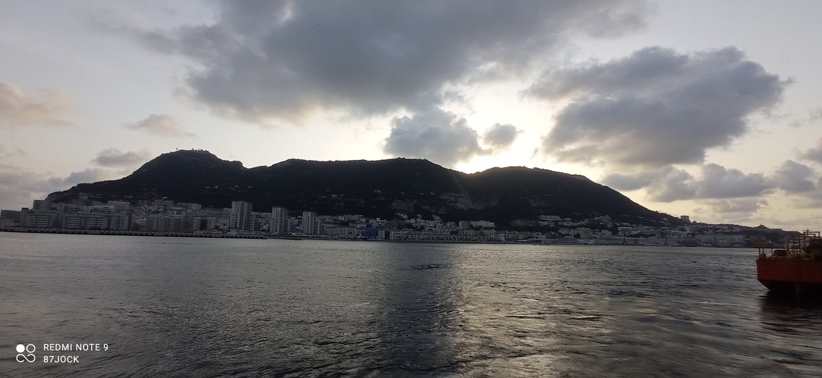 #rockofgibraltar #gibraltarbay #work #tugboat