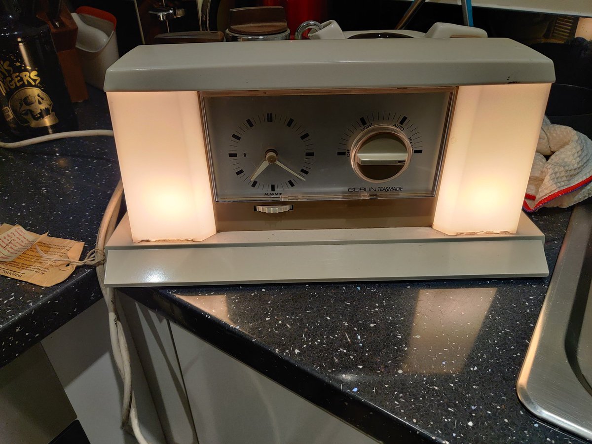 _ADHDistracted_'s tweet photo. Profile update cos it's been a bit. Also I now own a Teasmade - would recommend. https://t.co/I6UxjoMCBO