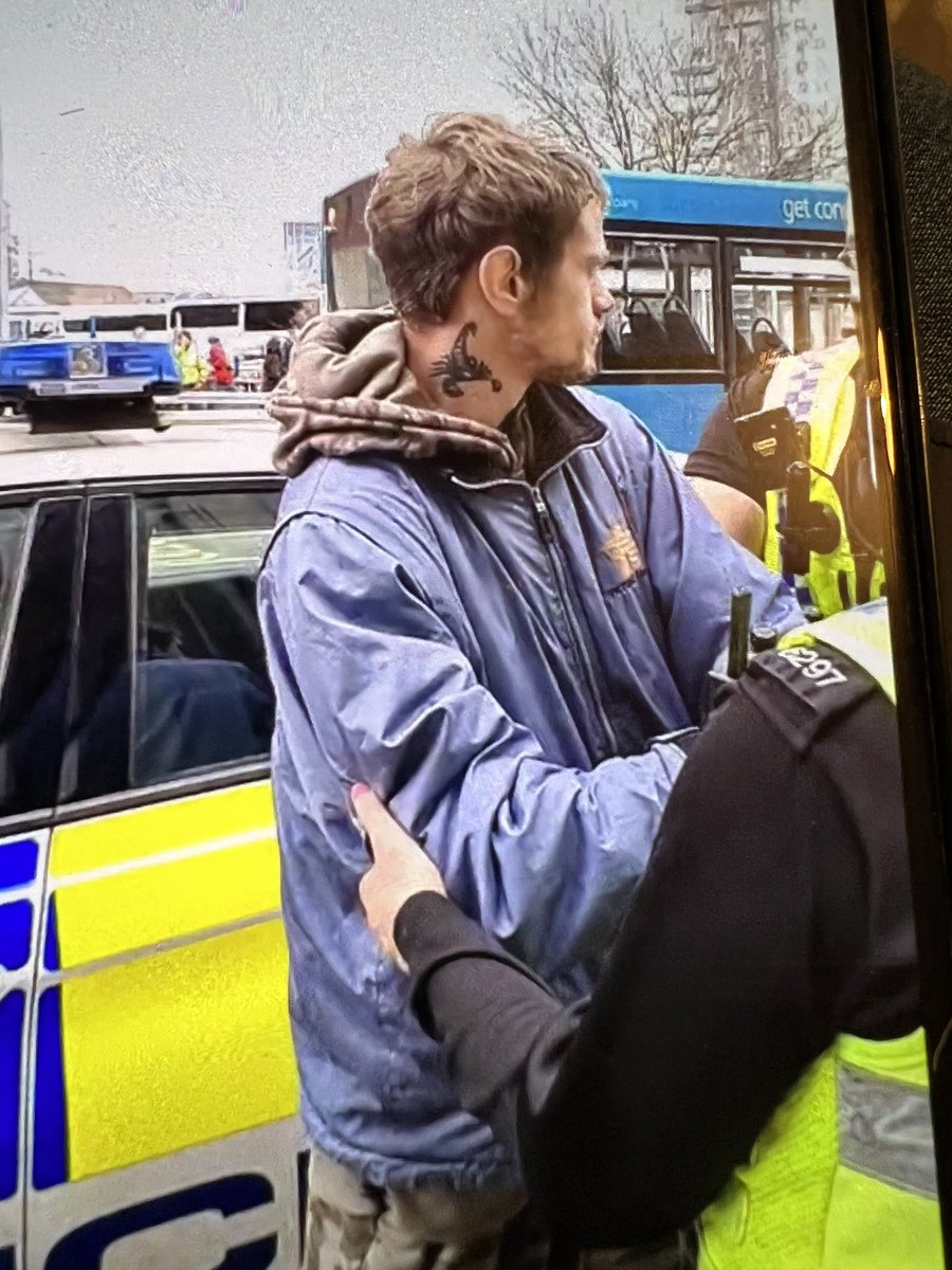 Citizen_baker's tweet photo. Off to nick, letโs hope he gets locked up so he doesnโt try to meet anymore 13 year old kids #PREDATOREXPOSURE https://t.co/NIe9tq7HWw