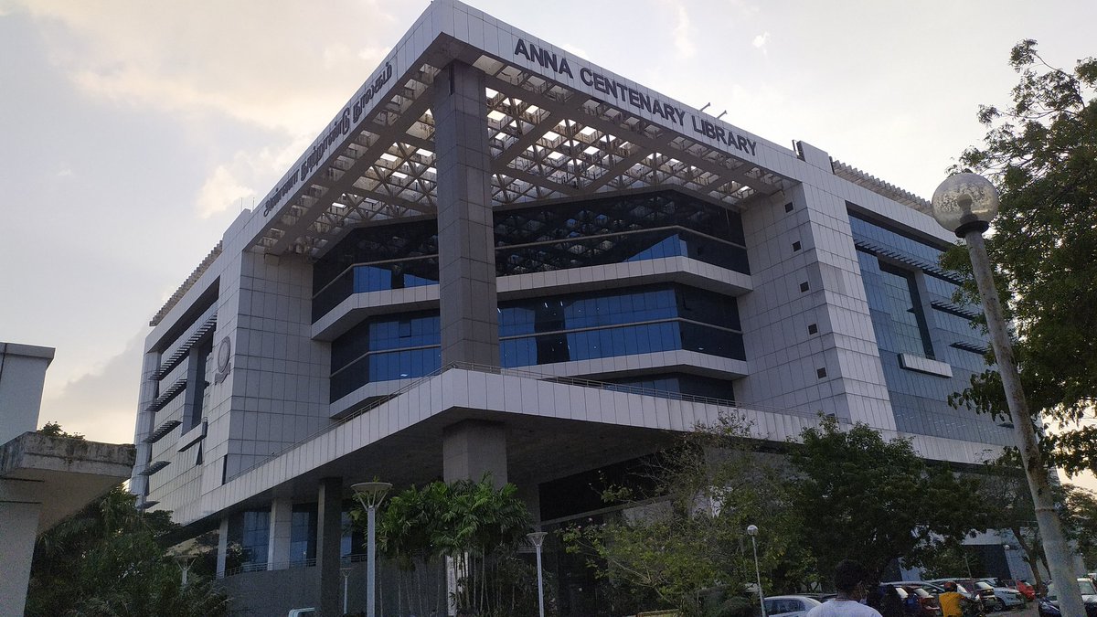 VenkatRaghuram's tweet photo. @KTRTRS @SabithaindraTRS @trsharish 
Dear Sir/Madam,How about 'KCR Library' in Hyderabad like this?😊🙏 https://t.co/Cqr6uzrONv