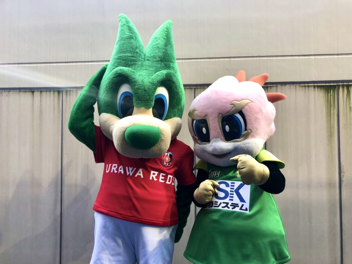 ギッフィー 公式 そしてfujifilm Super Cup 22は浦和レッズの優勝 ということで レディアくんおめでとー 今シーズンのfc岐阜は浦和レッズに縁深いから親近感わくなー Jリーグ Fcgifu ギッフィー 浦和レッズ T Co Hprxfef2uf Twitter ギッフィー 公式 そしてfujifilm Super Cup 22は浦和レッズの優勝 ということで レディアくんおめでとー 今シーズンのfc岐阜は浦和レッズに縁深いから親近感わくなー Jリーグ Fcgifu ギッフィー 浦和レッズ T Co Hprxfef2uf Twitter