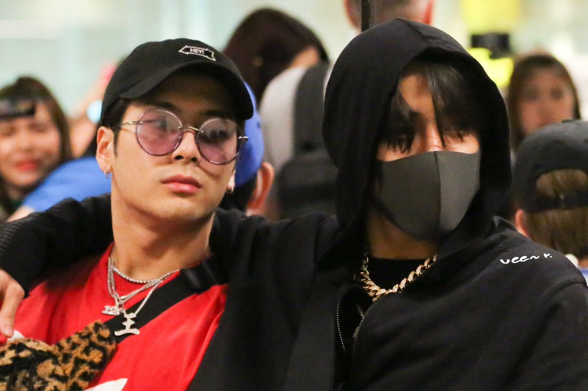 TNZIGSMUK3's tweet photo. @pakkad1a #FLORAFORJACKBAM #JACKBAM 😆😆😆😆 https://t.co/FUHaQPy8eA
