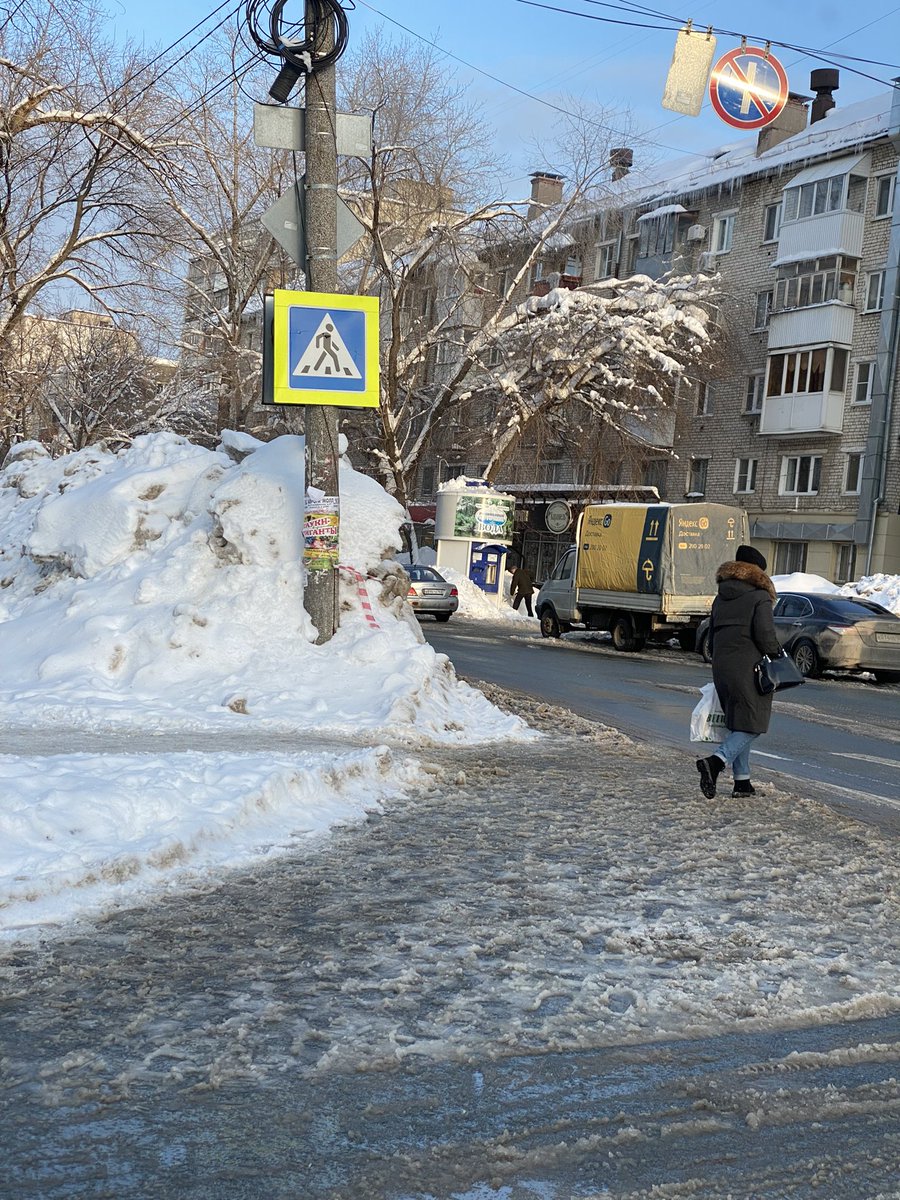 @SODEDDS <a href="/dims_son/">Стародубцев Дмитрий</a> <a href="/krasavchik_rf/">Красавчик</a> <a href="/avtosamara/">автоСамара</a> <a href="/sks_rks/">СКС</a> <a href="/SamMobilePriem/">Мобильная приемная Губернатора Самарской области</a> <a href="/Adm_Okt_Samara/">Администрация Октябрьского внутригородского района</a> <a href="/E_Lapushkina/">Елена Лапушкина</a> <a href="/gibddsamara/">ГИБДД Самара</a> За таким сугробом водители увидят пешеходов? <a href="/Dima063/">63ru самара</a> <a href="/ntvru/">НТВ</a> 
<a href="/Adm_Okt_Samara/">Администрация Октябрьского внутригородского района</a> вы ждете наездов на людей, вам нужны погибшие дети?