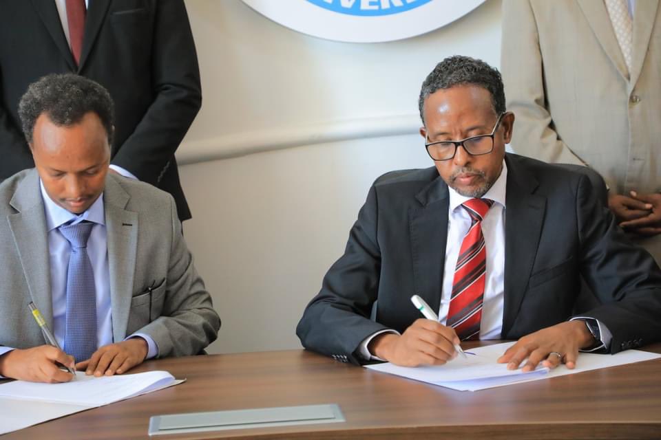 SIMADUniversity's tweet photo. We've signed an agreement facilitating cooperation in the field of research and development with our partner,@ZUSTUniversity. #SIMADleads #SIMADPartnerships https://t.co/Ke5VM25xXt