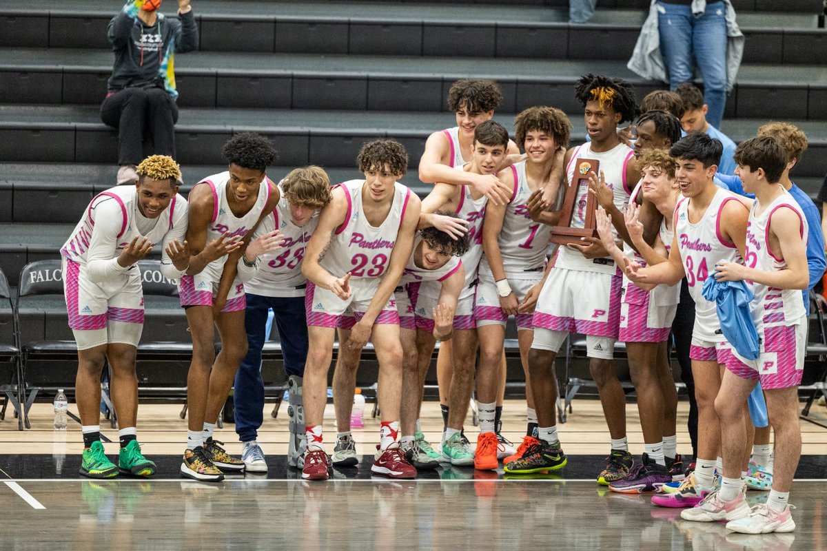 The Panthers dominated South Dade in route to their first district title since 2017. The Panthers jumped out to a 22-3 lead and never looked back. It got to a running clock early in the 3rd quarter. 

Palmetto 64 South Dade 38.

#Pushin🅿️ 
#🅿️Nation