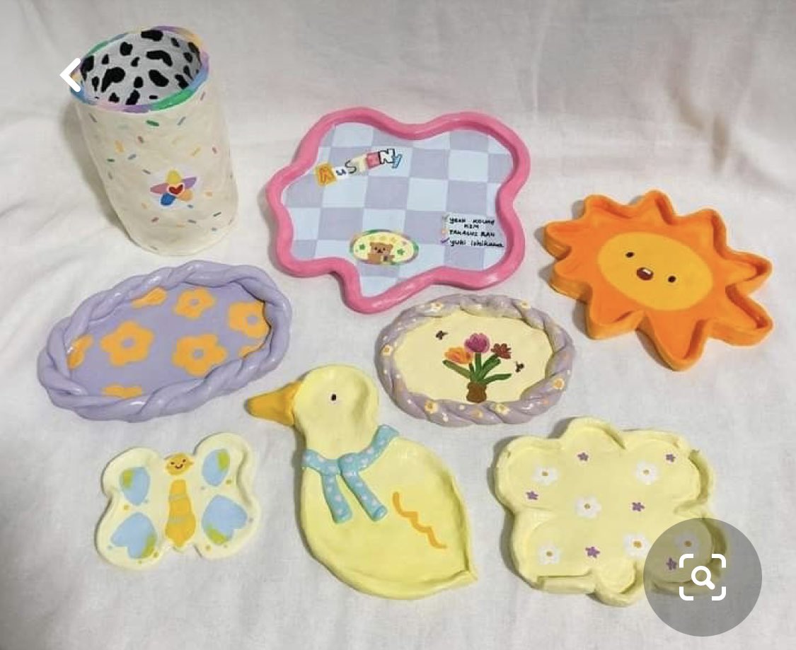 Cari cari inspirasi di pinterest krn pengen bikin coaster💗

Lucu lucu bgtt jadi bingung mau nyontoh yg manaa😍