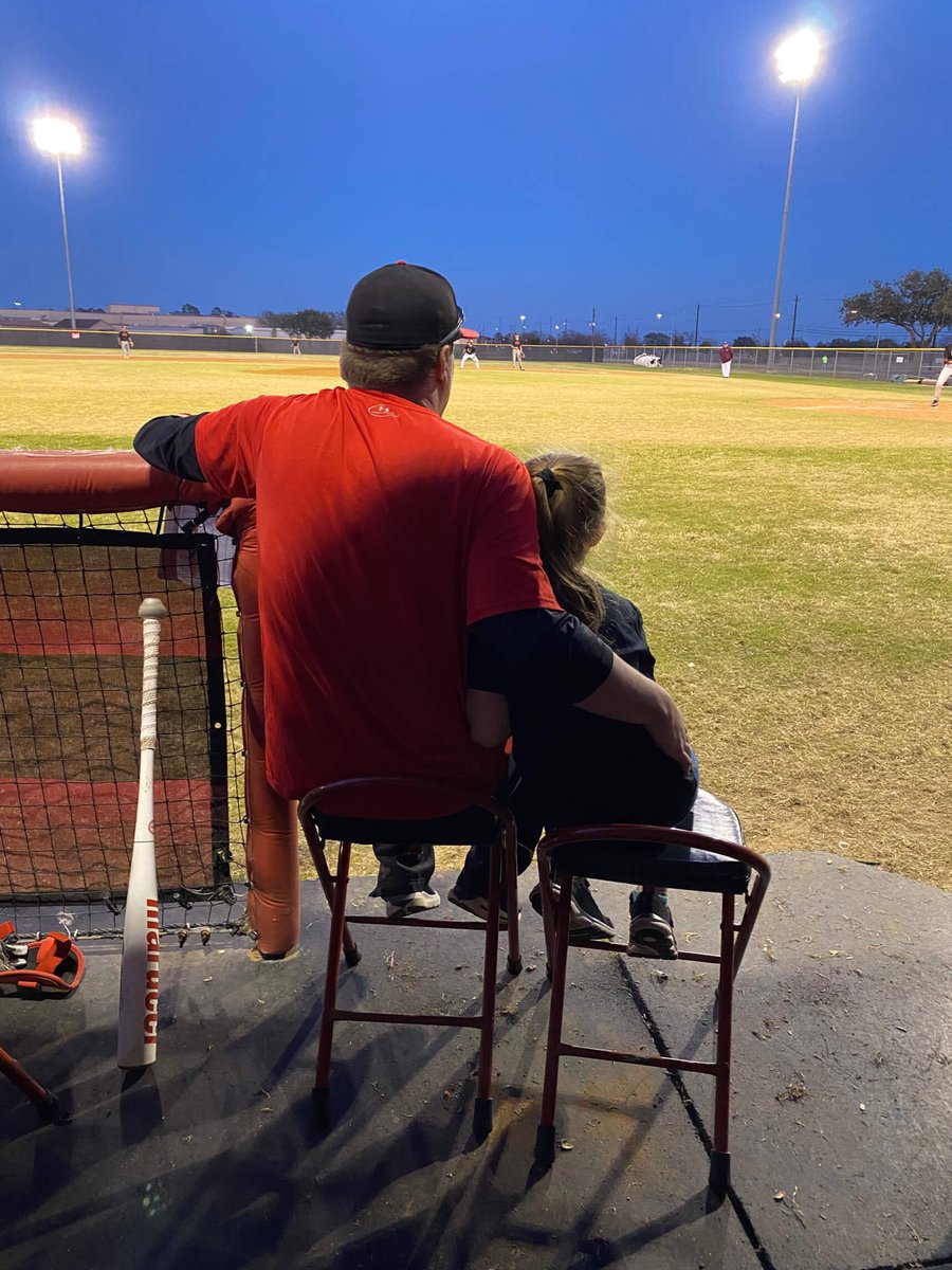 justgougler's tweet photo. As coaches we spend so much time investing in someone else’s kid. Blessed that this moment was captured. Harper was so proud to spend this time together. A moment in time that we will all cherish. More than a game. https://t.co/3ztASPPv0z