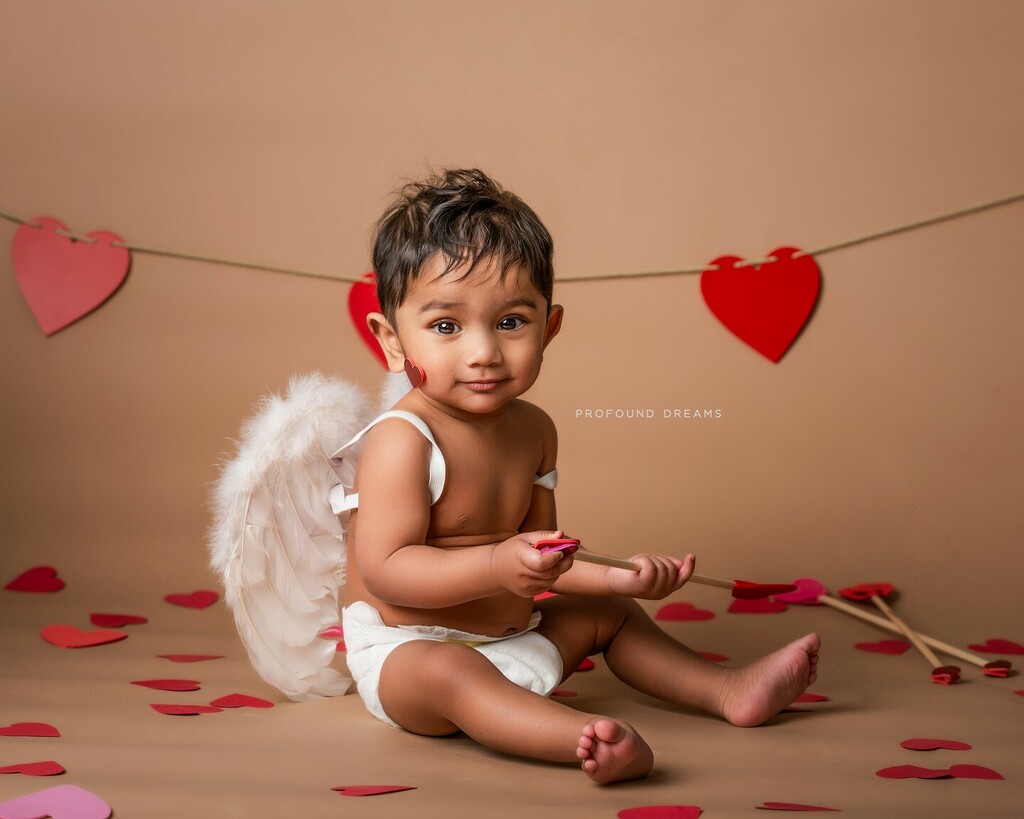 ProfoundDreams's tweet photo. All you need is love and to be struck by one of Cupid's arrows ❤️
.
.
.
.
#cupid #littlecupid #valentines #valententinesday #valentinesdayminis #toronto #torontonewbornphotographer #torontofamilyphotographer #nikon #cameramama #blessed #neyanjeyathas #ni… https://t.co/4FkzTRtdMV https://t.co/PxLOjDlYw3