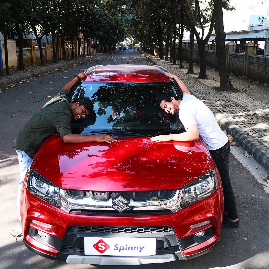 myspinny's tweet photo. Warm hugs and cozy drives 🤗🚘 #WithExtraCare #HugDay https://t.co/YmT2fbyy4P