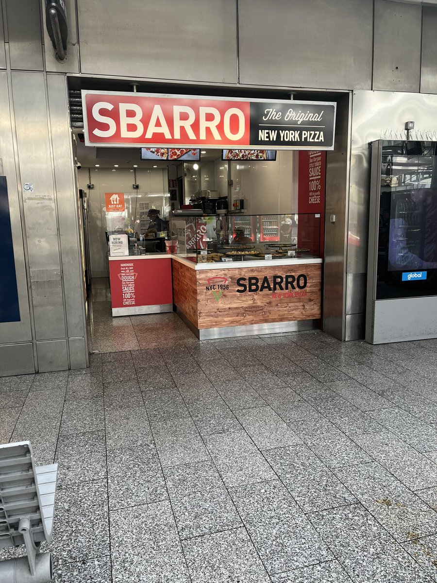 Asaus2323's tweet image. Michael Scott and I’s favorite authentic Irish slice #TheOffice #Michaelisms @Sbarro
