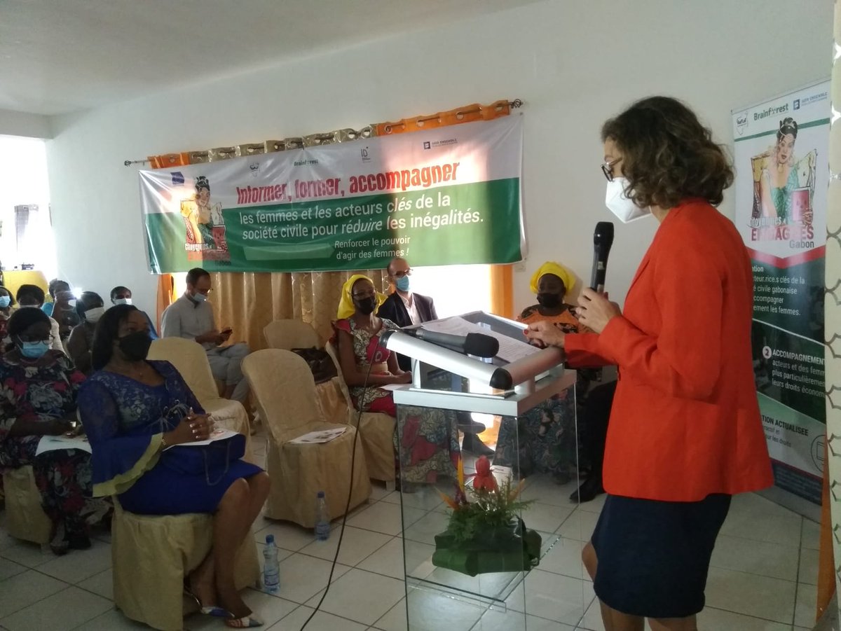 pais_rosario's tweet photo. Lancement en présence de S.E.Mme la Ministre des Affaires sociales @Ministère AffairesSociales du projet "Renforcer le pouvoir d'agir des Femmes" financé par #UE en partenariat avec #Brainforest et Agir ensemble pour les droits humains. https://t.co/gSKzumOlDC