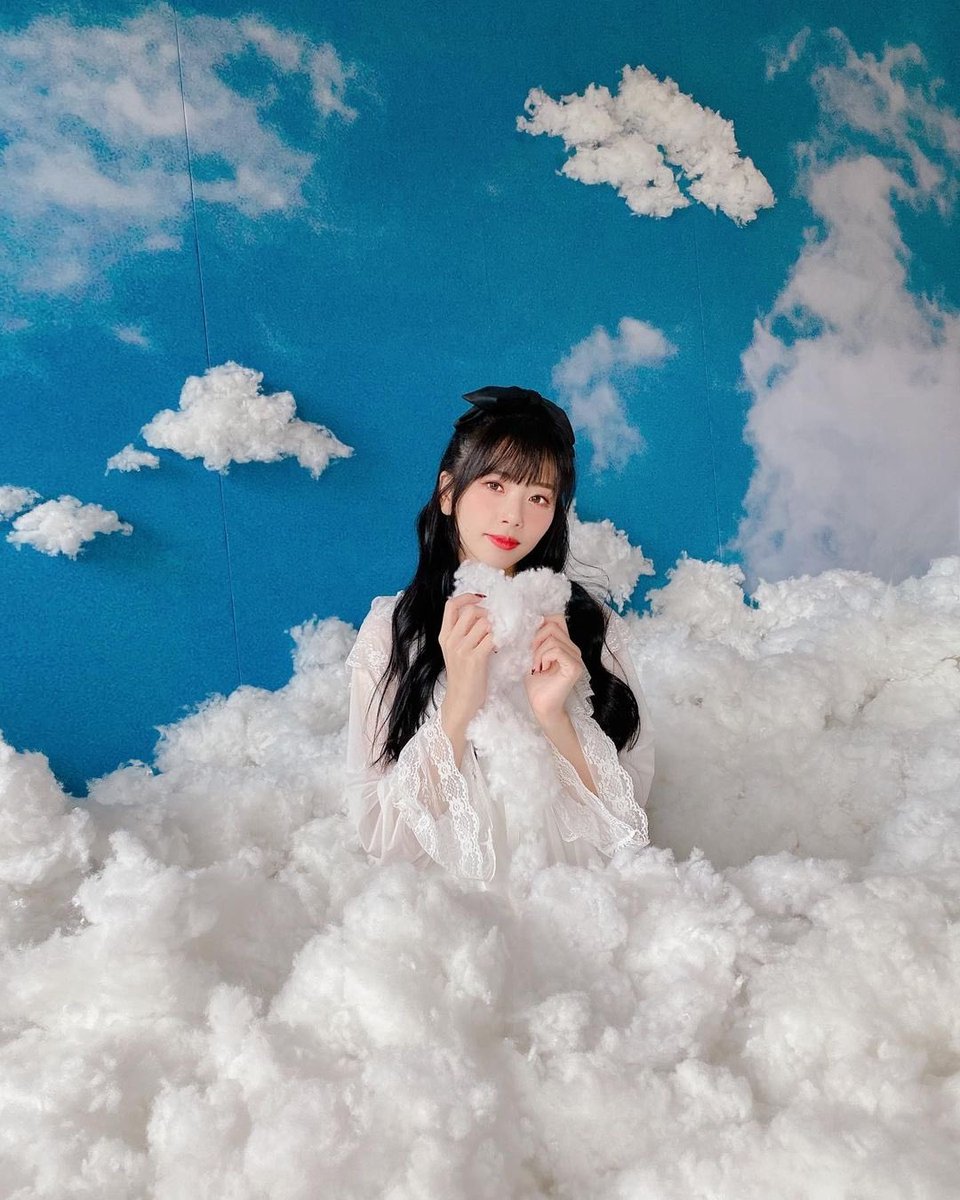 JIULOOKS's tweet photo. an angel https://t.co/EEIucWuruV