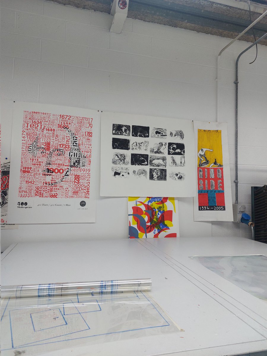 SamiyaCreates's tweet photo. This week, I went to a screen printing induction. A great induction - sparking ideas and inspiration!

Artlab facilities include screen printing, intaglio, lithography, and relief printing, using a fine selection of presses and associated equipment @ArtlabCPS @uclanADF https://t.co/RUq9vAkZ1s