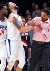 TomAbdenour's tweet photo. All eyes in LA this weekend for π but might see #ATBHM honoree, Jasen Powell. JP began his @NATA1950 journey w/the @49ers prior to @NBA. Has been hardworking in @NBATA & @LAClippers for 20+ years. Conscientious, competent & courteous describe him well. Great man & friend to all https://t.co/nBhTIPEDAV
