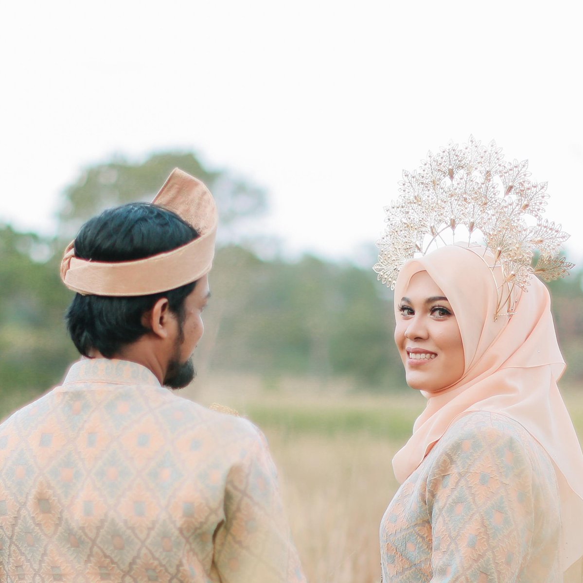 AnisAbdullah93's tweet photo. Happy Anniversary Husband ❤️ https://t.co/WsEsB4CtPl