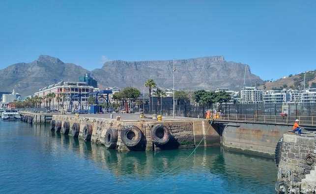 tek_nikel54's tweet image. RT @allafrica: #NewBook #Examines How #Science and #Tech #Shaped #SouthAfrican #History @TC_Africa: allafrica.com/stories/202202… #SouthAfrica