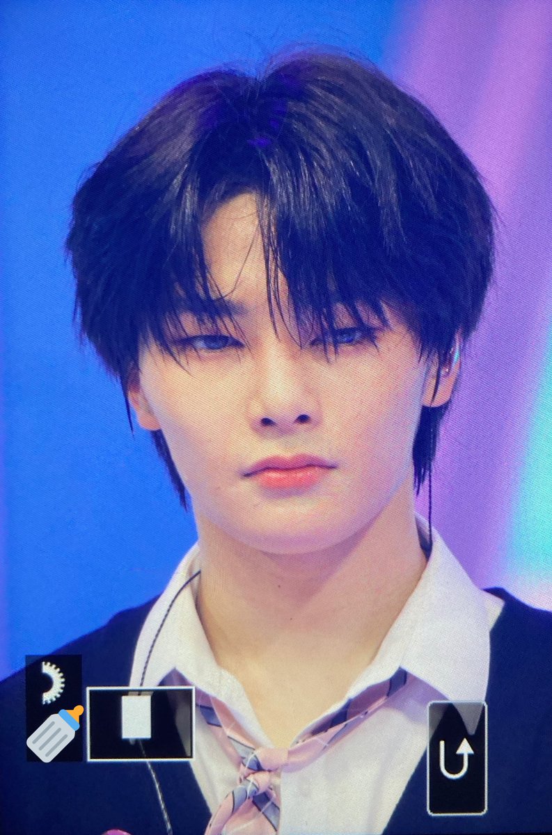 220212 #LoveSTAY 팬미팅
금쪽이조명 안녕~!
#아이엔 #양정인 #jeongin #アイエン
#스트레이키즈 #StrayKids