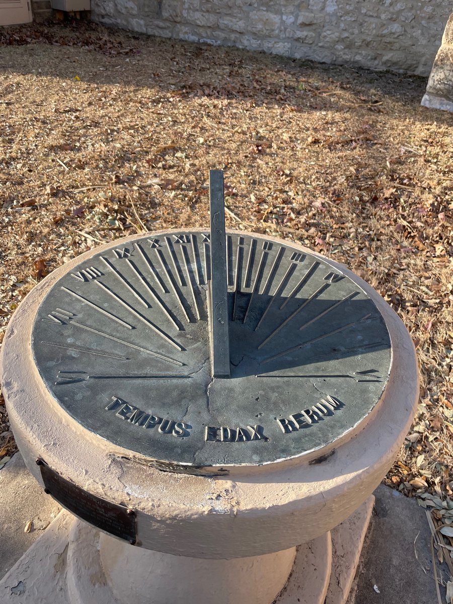 Cuellar414's tweet photo. The #sundial inside the @USArmyNorth  quadrangle. The #latinquote by Roman poet Ovid is one of my favorites, translates to “Time, the devourer of all things” https://t.co/0tDUuAXj8z