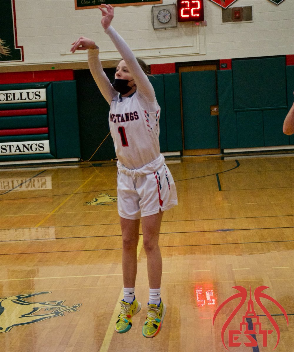 NYSTakeover's tweet photo. Marcellus 59
South Jefferson 47
Final

TOUGH. Marcellus started strong, separated in q3, &amp; kept their distance late in a physical battle to earn a trip to S3 B QFs. @katiemacccc dropped 20, Cece Powell 16 in the W. @JackiePiddock ends illustrious career w 18 for SJ. Saturday ✔️ https://t.co/BuMKjF8exz