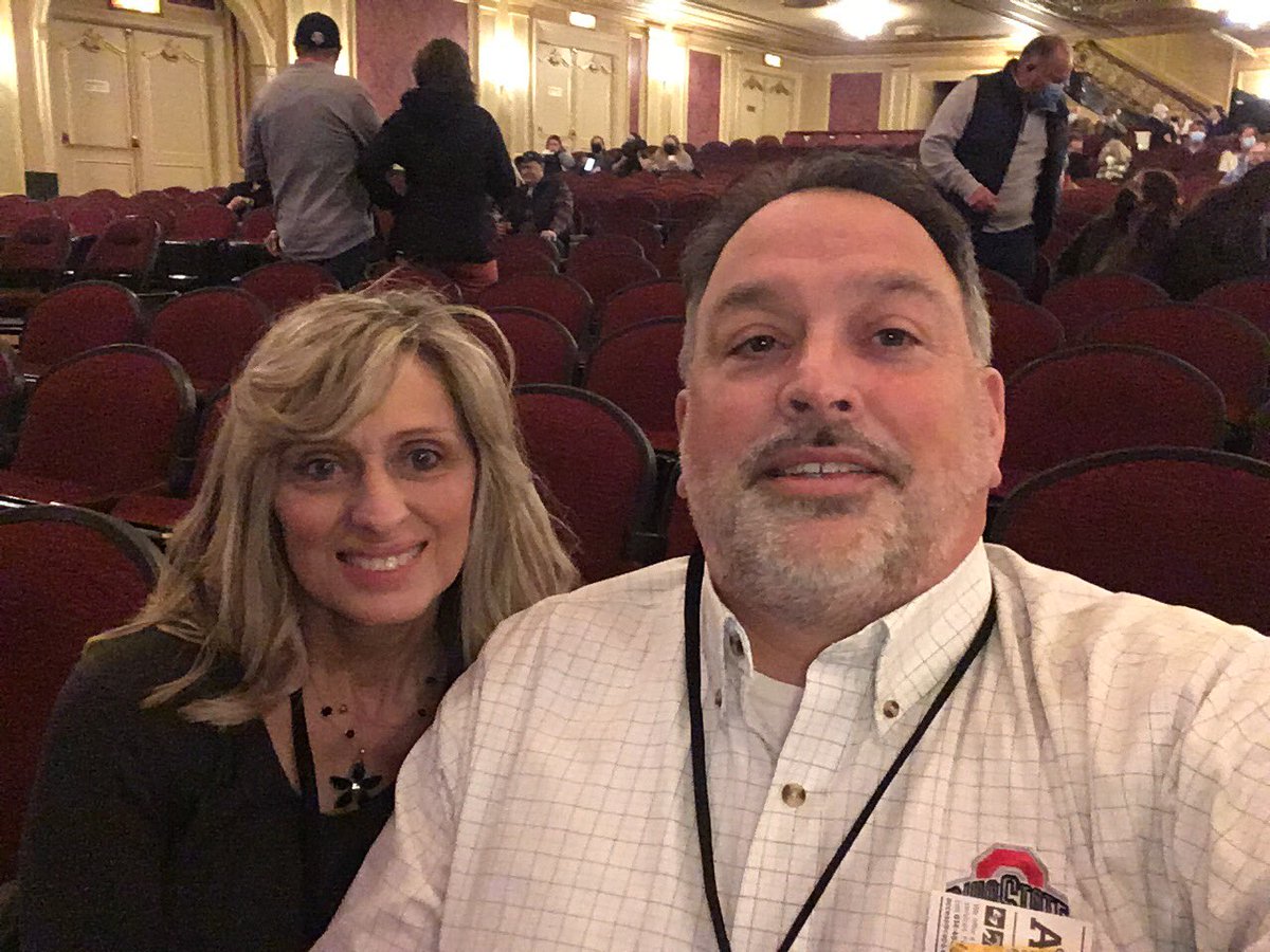 Getting ready to see <a href="/dariusrucker/">Darius Rucker</a> at the <a href="/PalaceColumbus/">Palace Theatre</a>   Thanks <a href="/JohnMasonBass/">John Mason</a> for the apology in the lobby. Just happy to finally see a #livemusic performance!